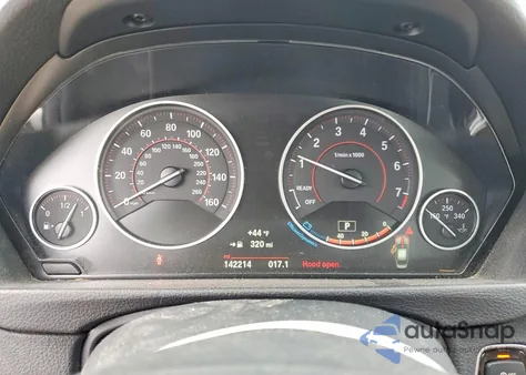 2017 BMW 330 Xi z USA, uszkodzony, nr VIN WBA8D9C35HA005019